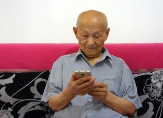 China smartphone user number starts to decline