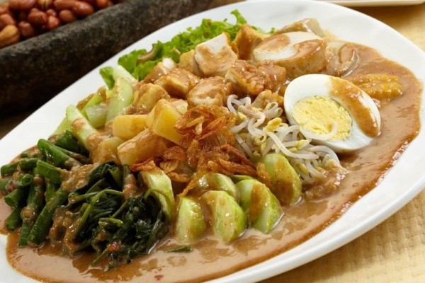 The most common Indonesian gado-gado.