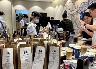 Luckin Coffee sold more than 2000 cups on its opening day
