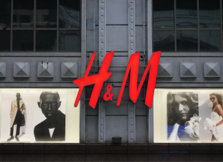 H&M opens a flagship store on Pinduoduo, why?