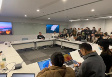 A Chinese EV manufacturer’s deep trouble, livestreamed